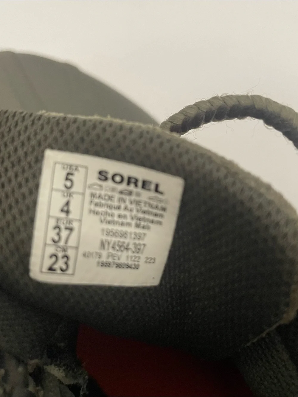 Sorel Out 'N About Youth Boots Size US 5 Gray Shoes Waterproof Kids